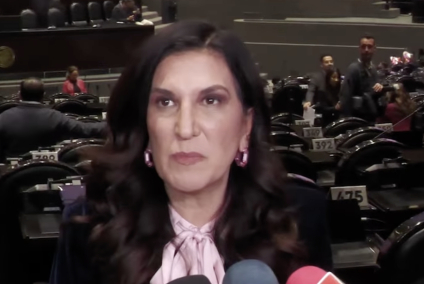 Kenia López va por frenar quejas contra consejeros del INE por revocación de mandato