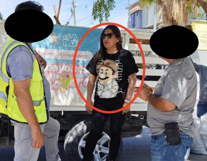 Captan a regidora de la 4T en BCS presumiendo playera del Chapo Guzmán