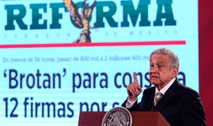 Morena propone calificar ‘fake news’ como amenazas a la seguridad nacional