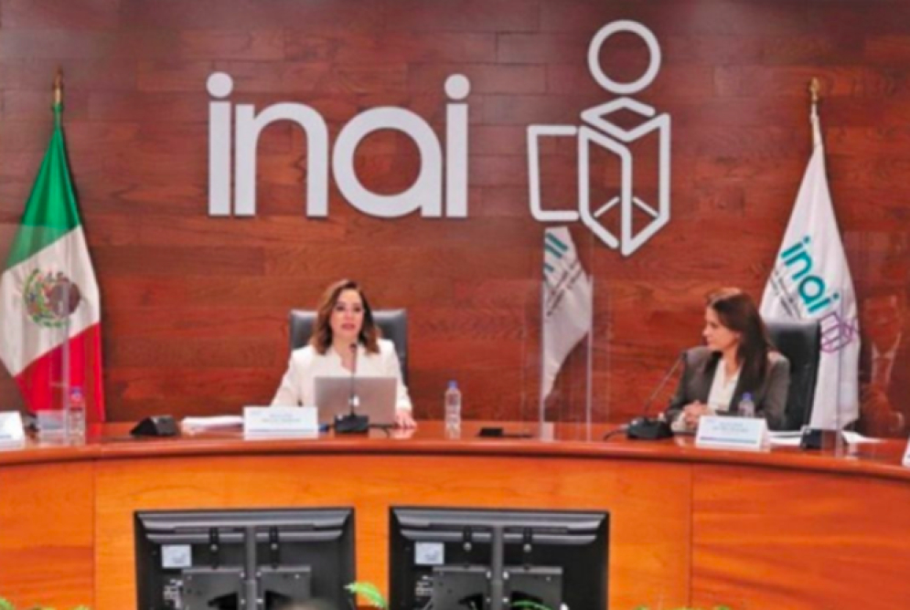 Consejo Consultivo del INAI ordena proteger datos personales de Loret de Mola y analizan multas contra AMLO