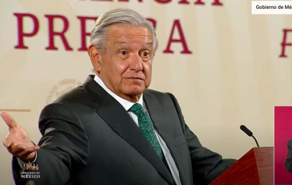 AMLO revela que ayuda a los pobres por estrategia política: “va uno a la segura”, dice