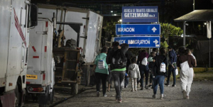 Crece número de mexicanos migrantes; son desplazados por la violencia