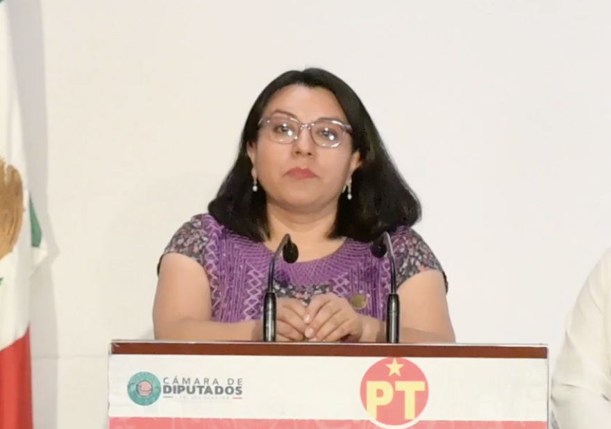 Diputados de la 4T exhiben corrupción y nepotismo del gober morenista de Oaxaca