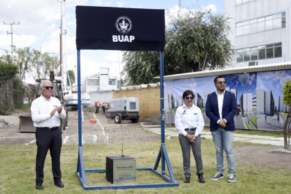 Colocan primera piedra para nuevo edificio en Preparatoria Lázaro Cárdenas