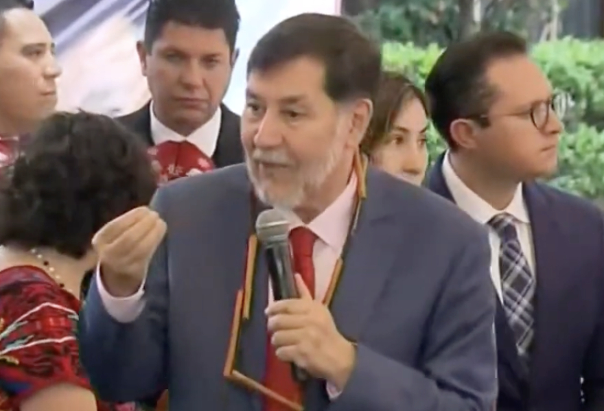 Noroña pide romper el silencio para frenar masacres en Palestina