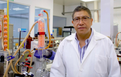 Investigador BUAP sintetiza compuestos químicos con actividad farmacológica