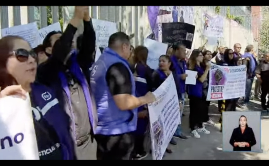 Trabajadores de la defensoría pública exhiben rasurada a su sueldo y a sus derechos laborales