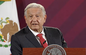 AMLO presume que es el tercer lugar más popular en hispanoamérica como streamer: “Tengan para que aprendan”, dice