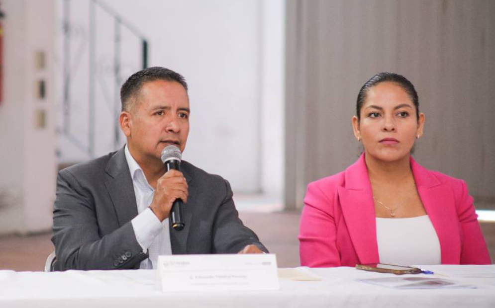 Edmundo Tlatehui y Lupita Cuautle instalan Comisión de Transición Municipal