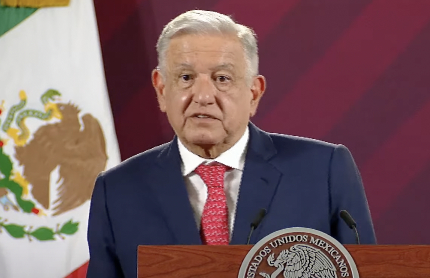 AMLO califica a Delfina Gómez como “incorruptible”