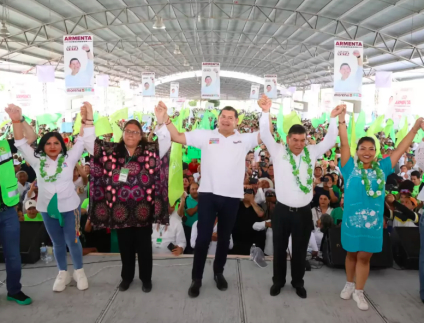 Armenta va por la reactivación del Aeropuerto de Tehuacán para desarrollo comercial