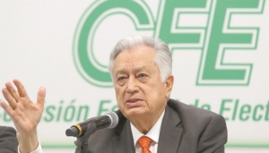 Manuel Bartlett, director de CFE