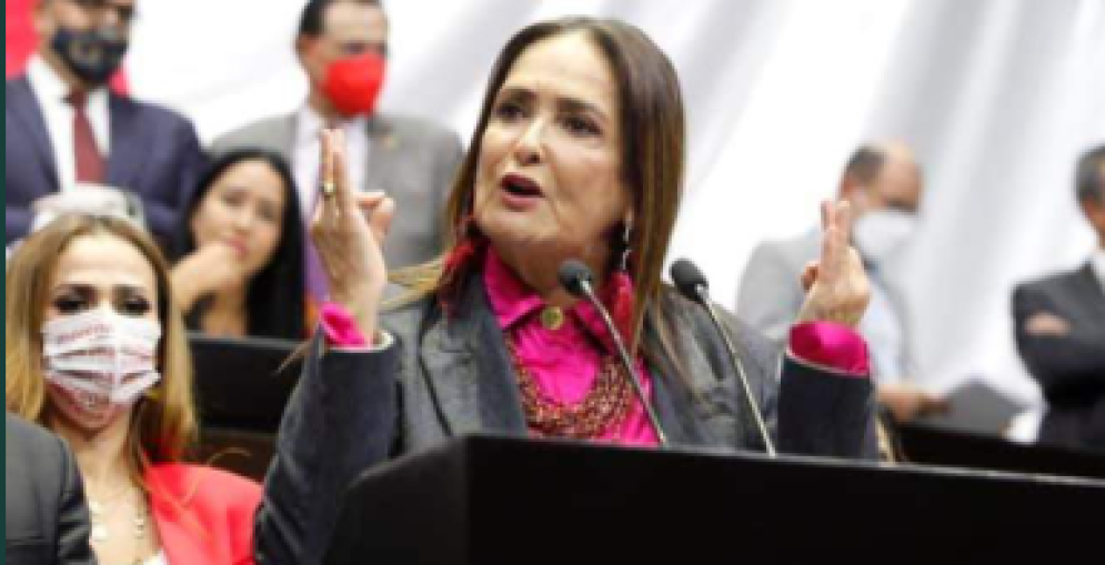 Defiende Patricia Armendáriz a AMLO; con ahorros del NAIM construimos Tren Maya