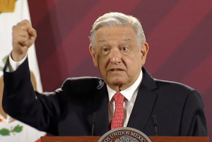 AMLO presume que entregará “bastón de mando” el 6 de septiembre a corcholata ganadora