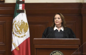 UNAM interpondría denuncia penal contra Yasmín Esquivel por plagio: Azucena Uresti
