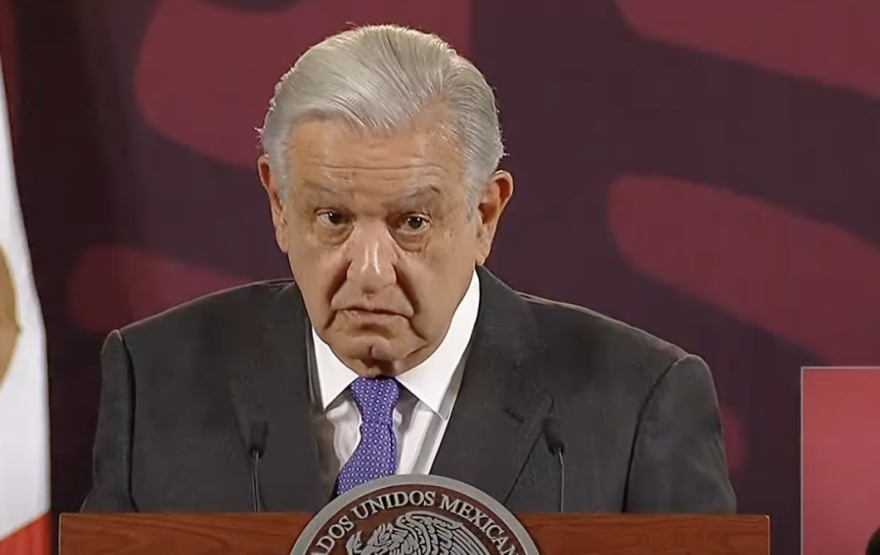 AMLO admite que se les fugó el policía del gobierno de Guerrero que asesinó a normalista de Ayotzinapa