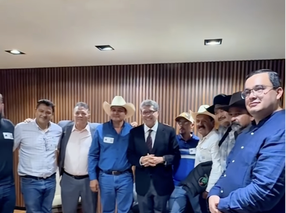 Agricultores logran frenar avance de ley de aguas de la 4T; se prevén cambios