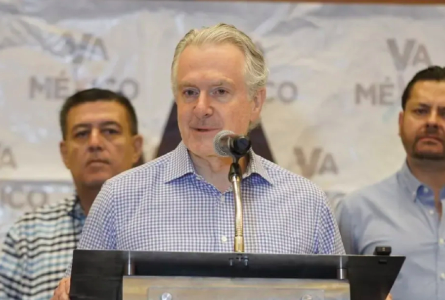 AIFA pasó de ser solución a una simple atracción turística: Santiago Creel