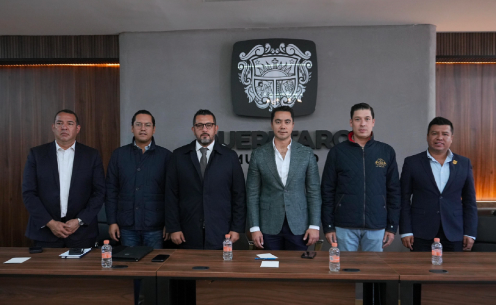 Chepe Guerrero participa en una reunión donde realizaron acuerdos por la seguridad de los queretanos