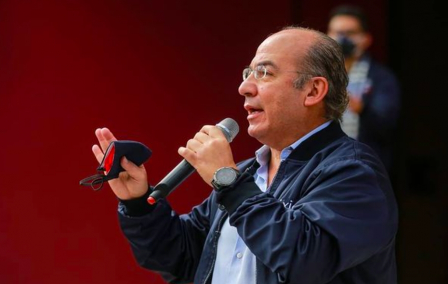 Control aéreo colapsado por la demagogia llamada austeridad: Felipe Calderón