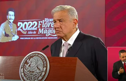 AMLO justifica militarización del AICM: “pondrán orden”, dice
