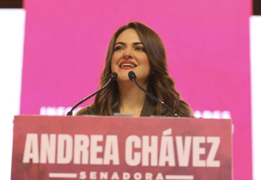 Andrea acusa saqueo del PRI y del PAN en Chihuahua durante informe legislativo