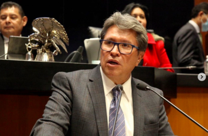 Monreal asegura que "resistirá hasta el final" en Morena
