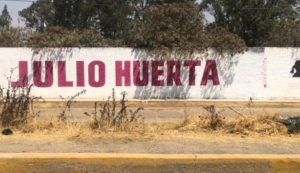 Mayoría de bardas pintadas en Puebla capital son de Julio Huerta; Ayuntamiento comienza retiro
