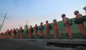 Trabajadores de Dos Bocas se van a paro; denuncian explotación laboral