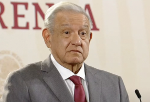 AMLO minimiza ola de violencia en Nuevo León: es “una confrontación entre grupos”, dice