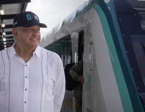 AMLO inaugura el Tren Maya; lo califica como una “obra magna” a nivel mundial