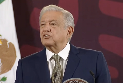 AMLO ataca otra vez a la SCJN y al INAI: son “hijos predilectos del bloque conservador”