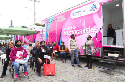 Con jornada de salud celebra el 1er aniversario de "siempre contigo"