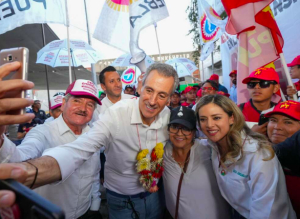 Pepe Chedraui realiza cierre de campaña en La Margarita
