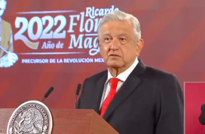 INE cepilla publicaciones de AMLO y 2 funcionarios más por violar la veda electoral durante la mañanera