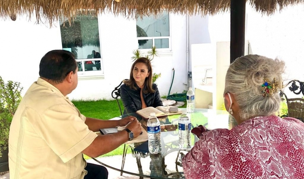 Alista Paola Angón mesas de trabajo de cara a transición en San Pedro