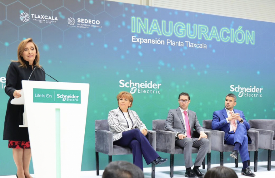 Cuéllar Cisneros y Javier Marroquín inauguran expansión de Schneider Electric
