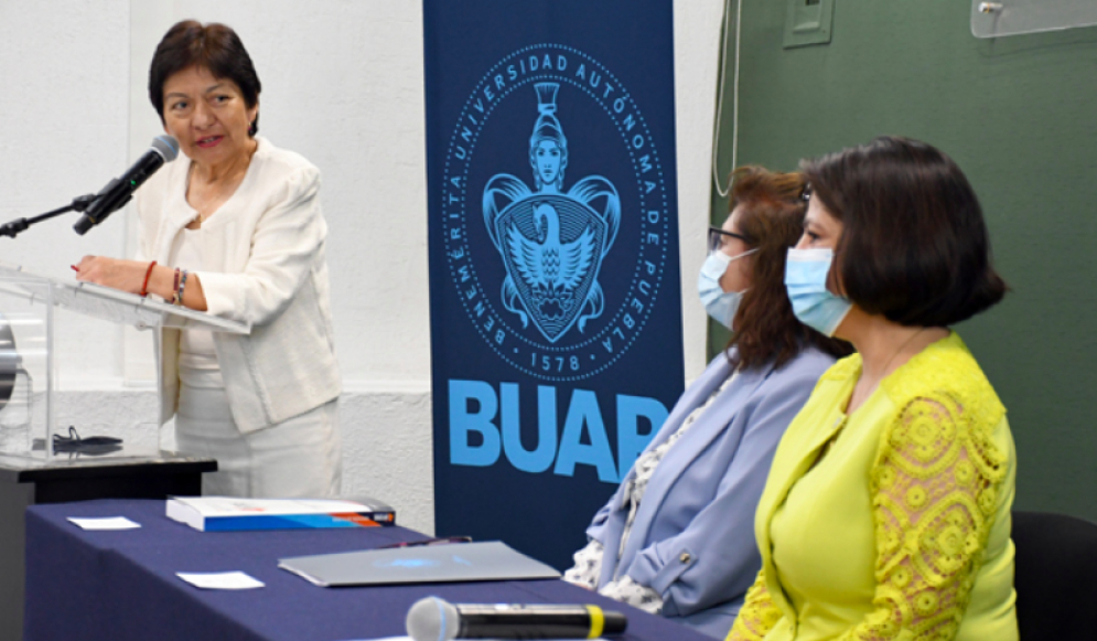 Presenta su 4to informe la directora Consuelo Molina de la Facultad de Ciencias de la Computación