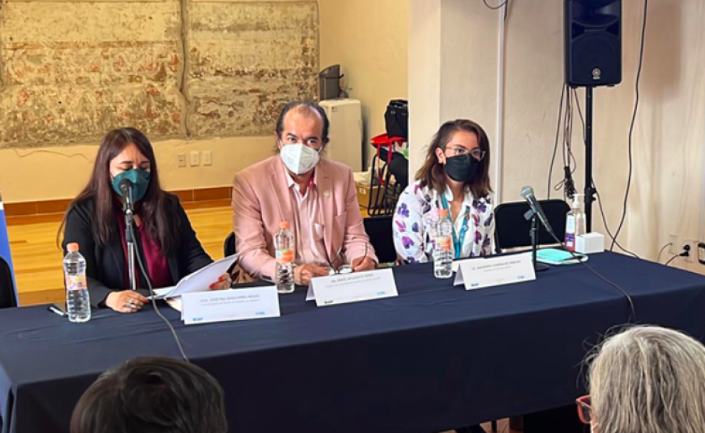 BUAP realiza mesa de diálogo Mujeres refugiadas en Puebla
