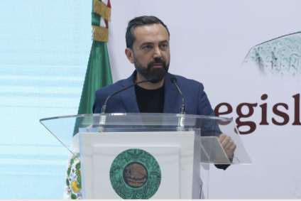 Morena ahora busca crear comisión para investigar al “cártel inmobiliario”