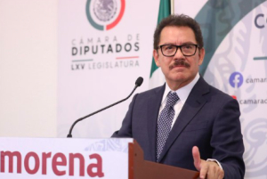 Ignacio Mier va por el Senado; anuncia a su equipo para 2024