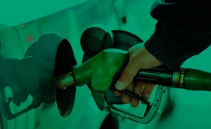 Proponen hasta 10 años de cárcel para quien venda litros de gasolina incompletos