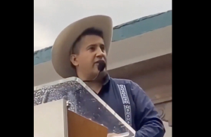 Alcalde de Uruapan ratifica su estrategia de seguridad: “chingadazos y la aplicación del estado de derecho a delincuentes, no abrazos”