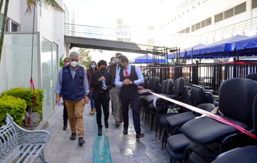 Supervisa Rectora Lilia Cedillo obras de remodelación en la Facultad de Medicina