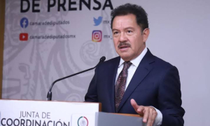 Ignacio Mier reitera que buscará la gubernatura de Puebla con Morena