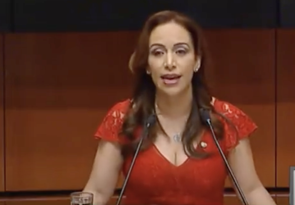 Adriana Dávila exige cuentas a la dirigencia panista por desastre electoral y por buscar heredar un “bastón de mando” tipo AMLO