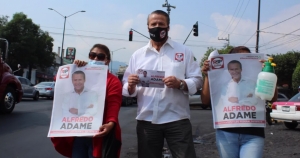 Con mentadas de madre, Alfredo Adame arranca su campaña en Tlalpan