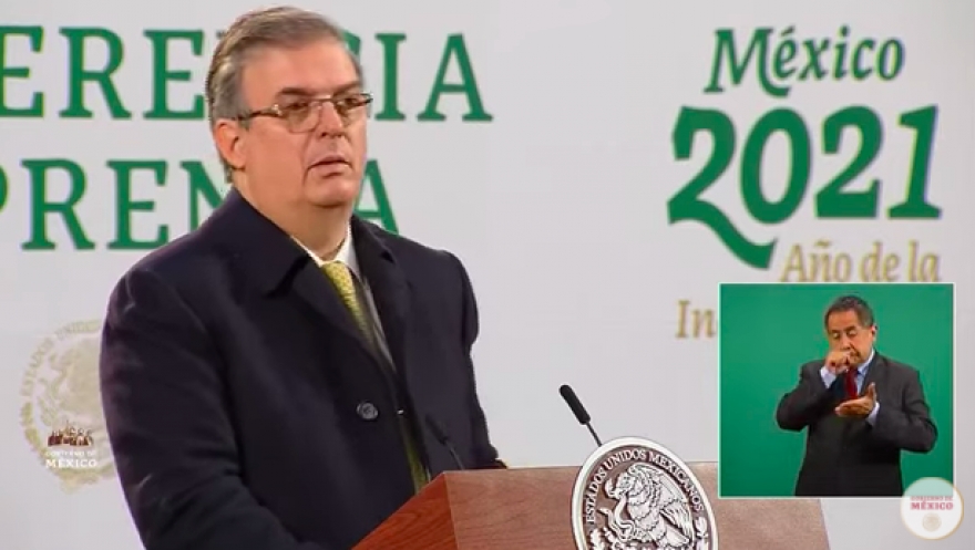 Excluir a trabajadores mexicanos de vacuna vs COVID es una violación al T-MEC: Marcelo Ebrard