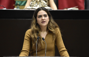 Andrea Chávez acusa “discriminación” de la actual legislación por no permitir a jóvenes de 18 y 25 años ocupar cargos de elección popular