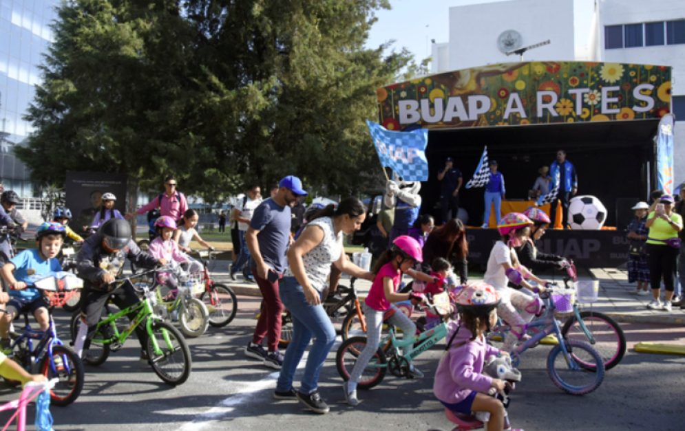 BUAP celebra a niñas y niños con la Primera Rodada Universitaria 2026